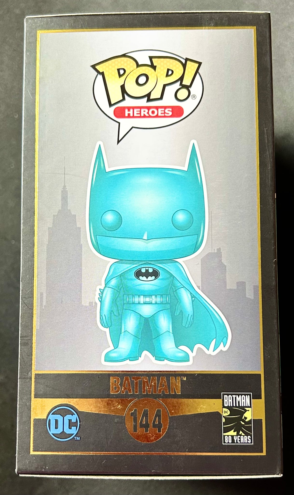 DC Super Heroes Batman (Teal Chrome) Summer Convention 2020 Exclusive 144 Funko POP!