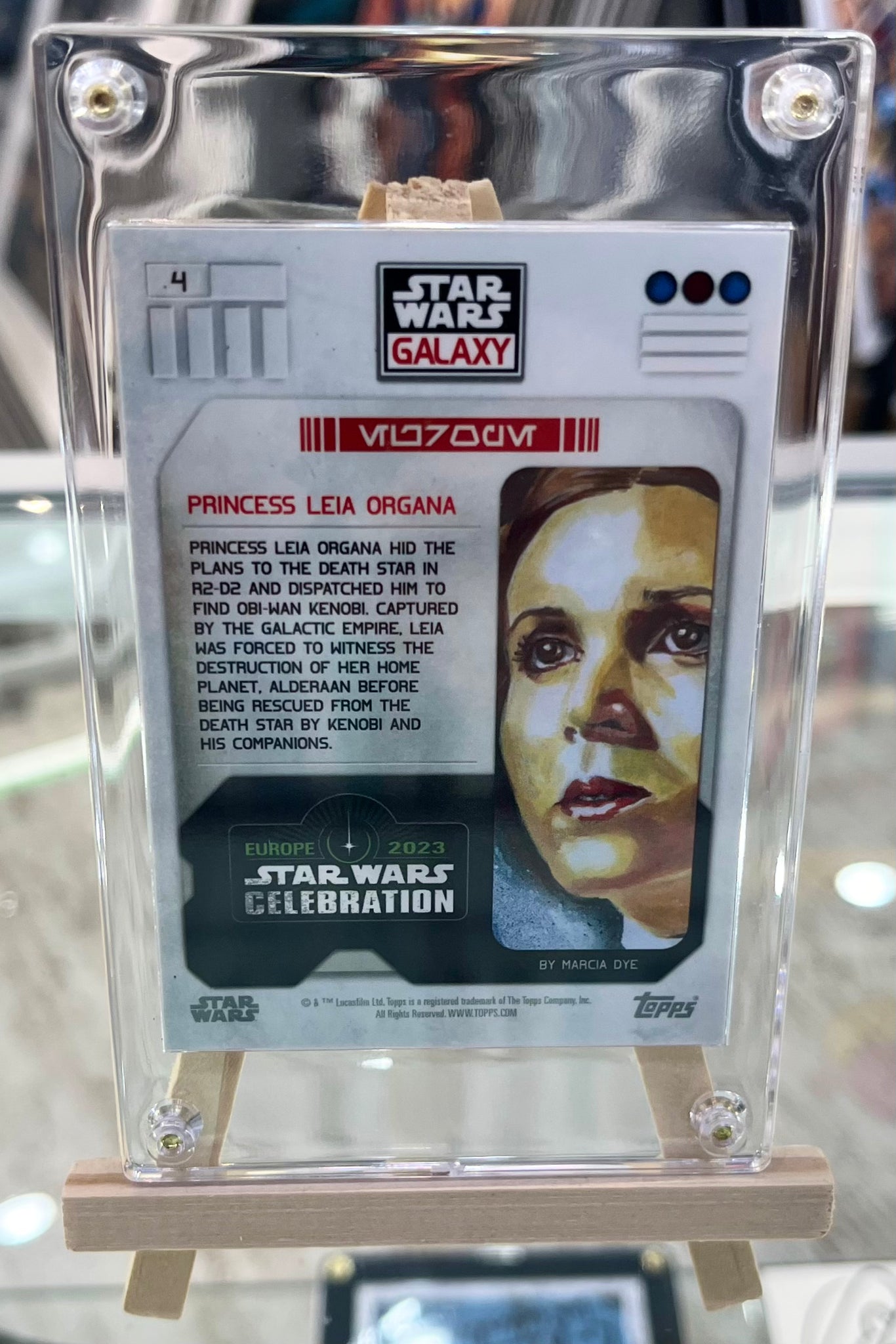 Princess Leia Organa Star Wars Celebration 2023 Exclusive 145/150 Parallel Collector Card